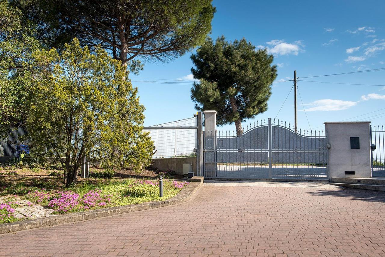 A11 - Varano, Delizioso Trilocale Con Giardino Ανκόνα Εξωτερικό φωτογραφία
